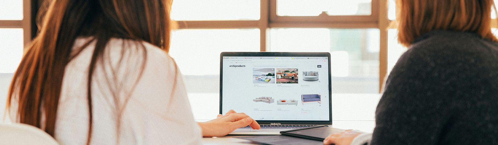 5 Ways to Help Your Child Find a Suitable College Roommate